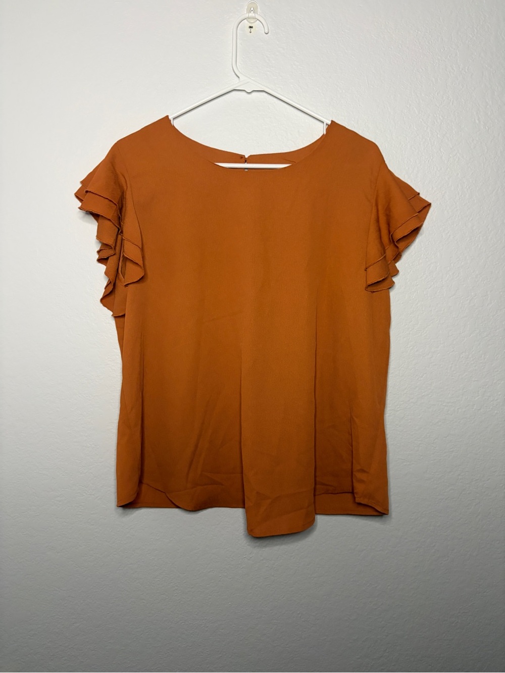 Milk & Honey burnt orange blouse with ruffle sleeves, size 1X